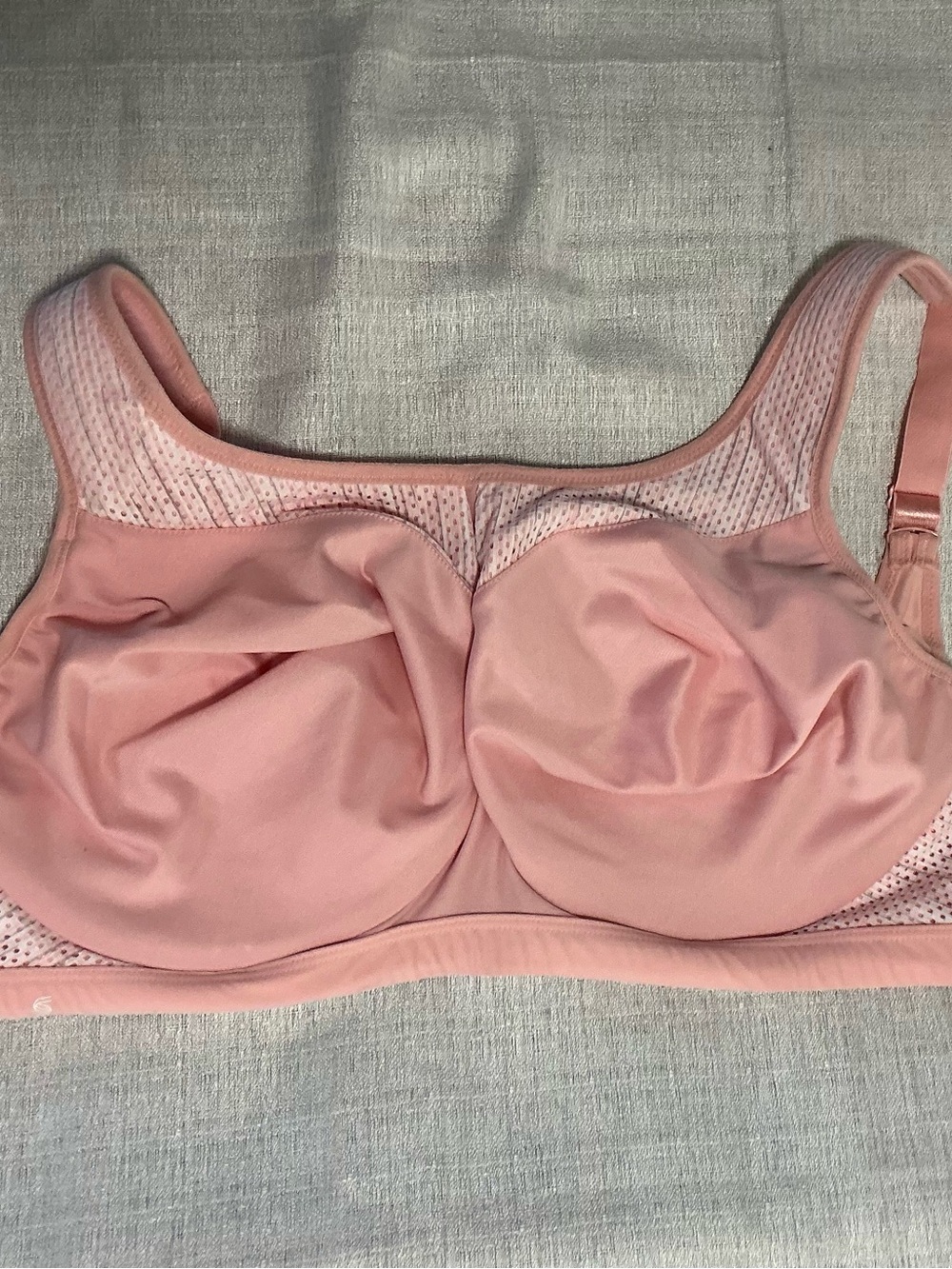 Glamorise Pink Wireless Sports Bra No Bounce Camisole 46DD 3301
